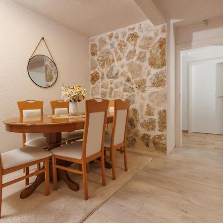 Family Spa Apartments Sunny&Shiny Savnik 외부 사진