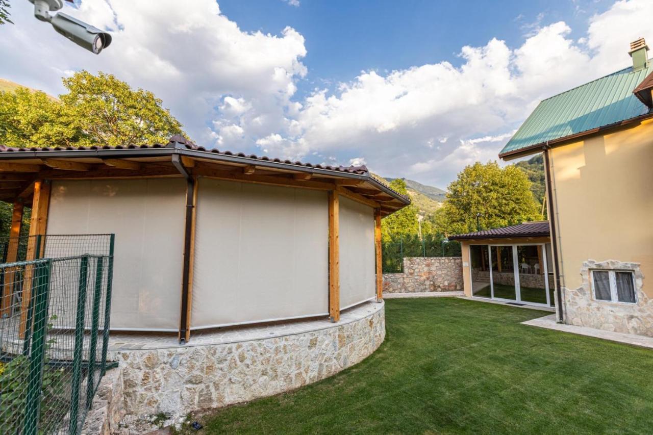 Family Spa Apartments Sunny&Shiny Savnik 외부 사진
